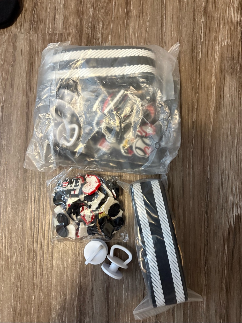 BOGG BAG charms with strap
